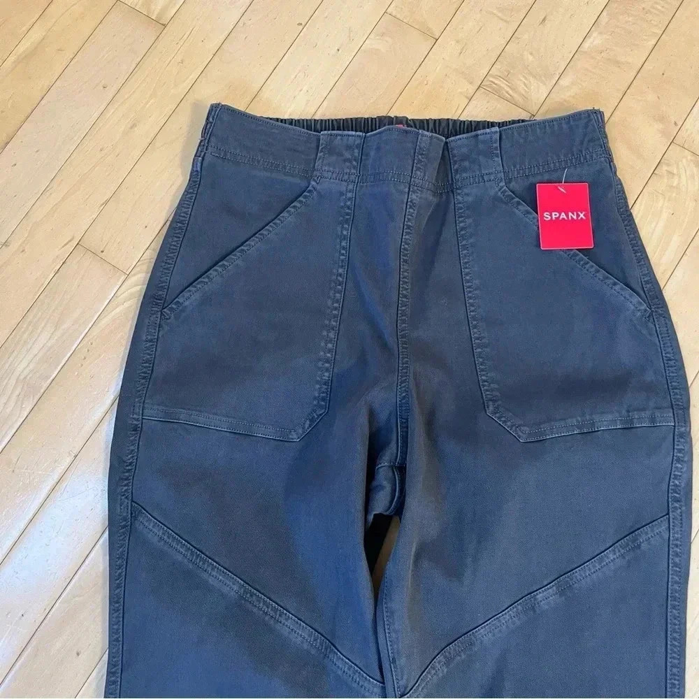 Spanx Cargo Jogger Women's Size Large Washed Black Twill Ankle Zip Pants NWT - Picture 2 of 12